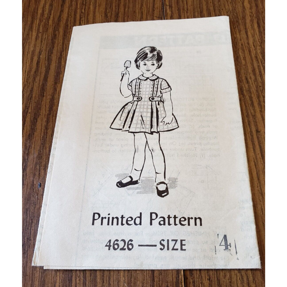 Vintage Wallaces' Farmer & Iowa Homestead Dress Sewing Pattern 4626 Size 4